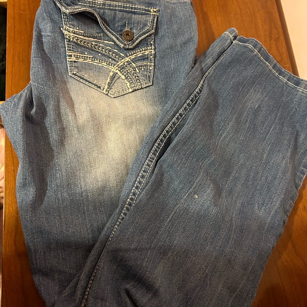 Light wash 11/12 jeans